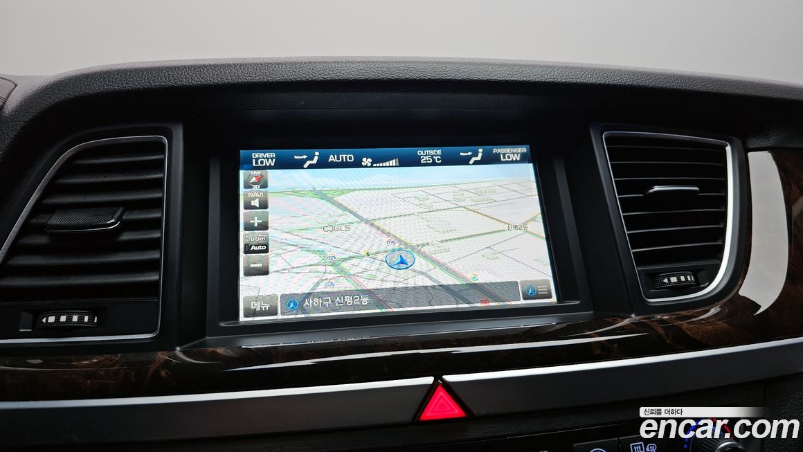 Hyundai Genesis 2016