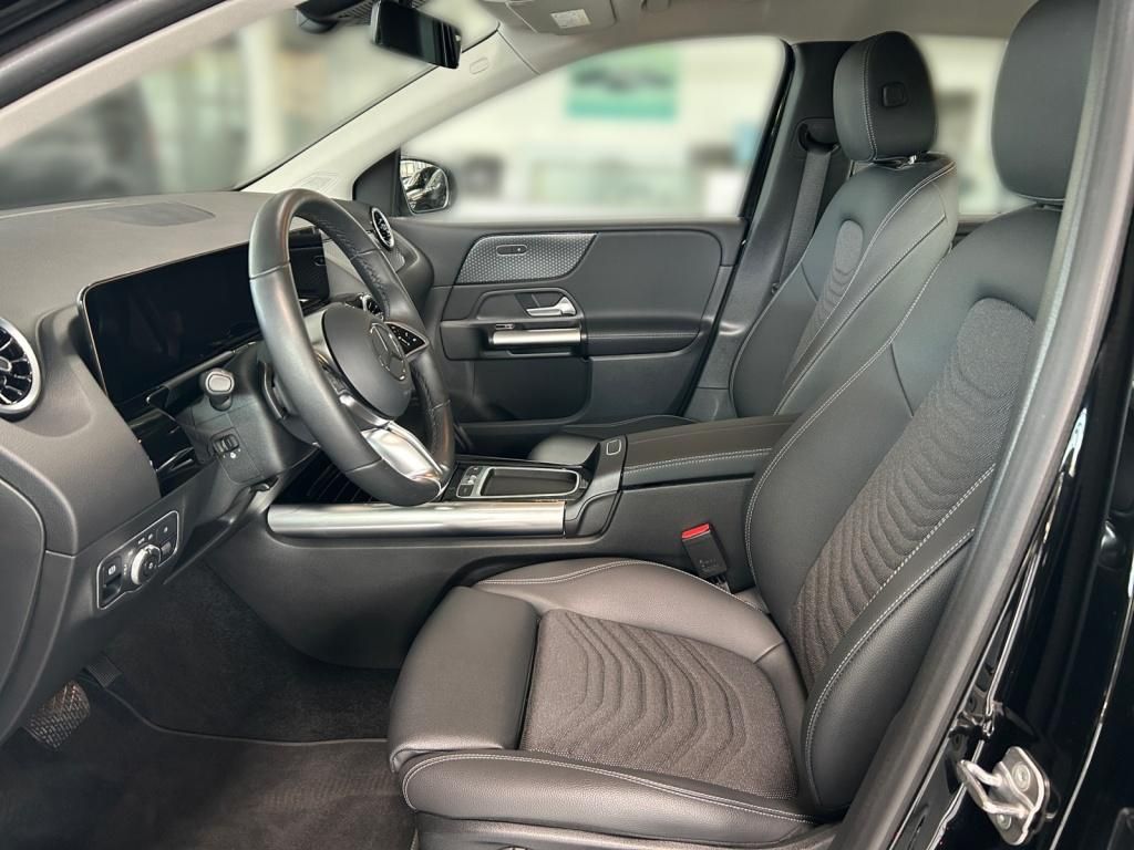 Mercedes-Benz B 180 2024