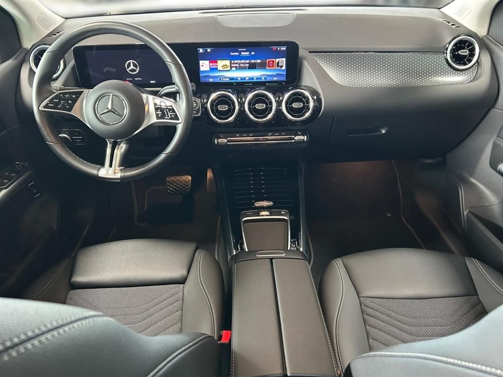 Mercedes-Benz B 180 2024