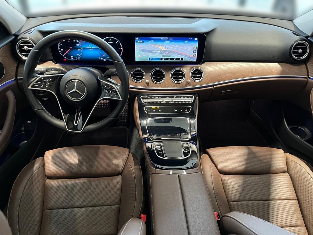 Mercedes-Benz E 220 2023