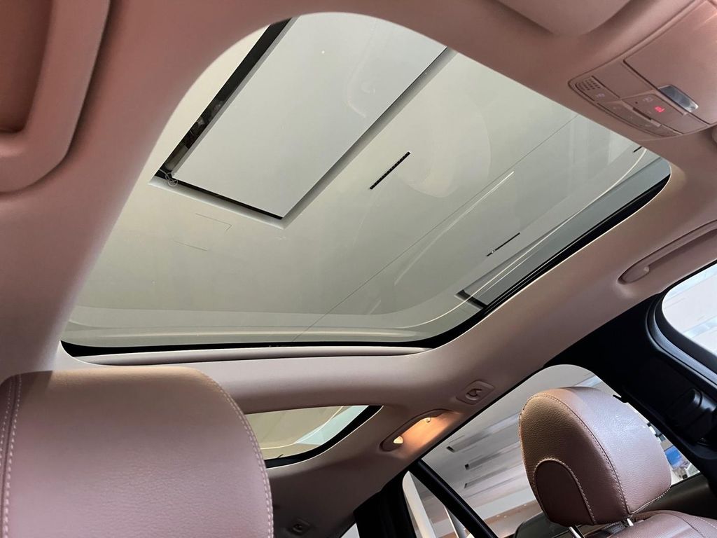 Mercedes-Benz E 220 2023