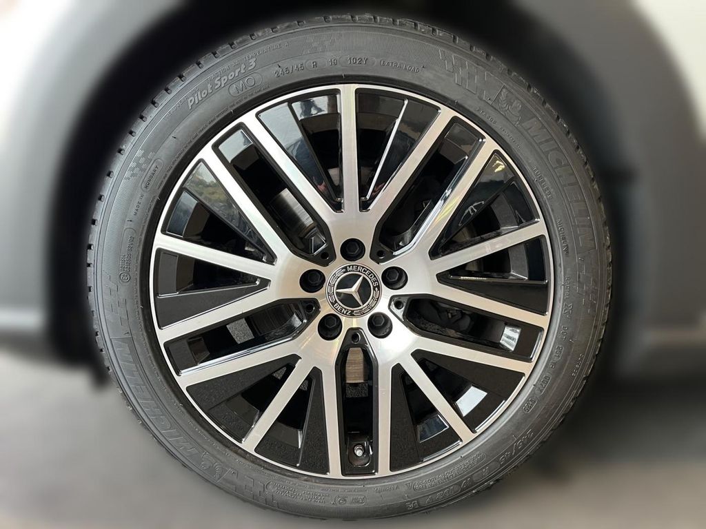 Mercedes-Benz E 220 2023