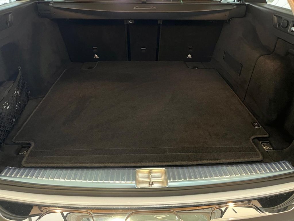 Mercedes-Benz E 220 2023