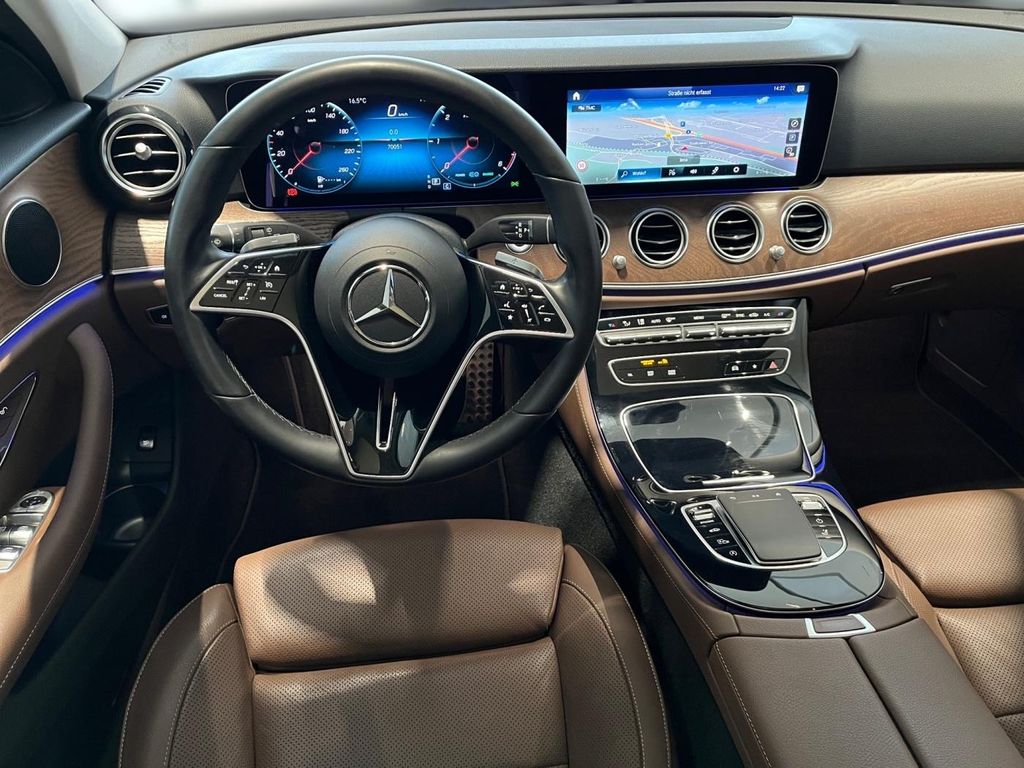 Mercedes-Benz E 220 2023