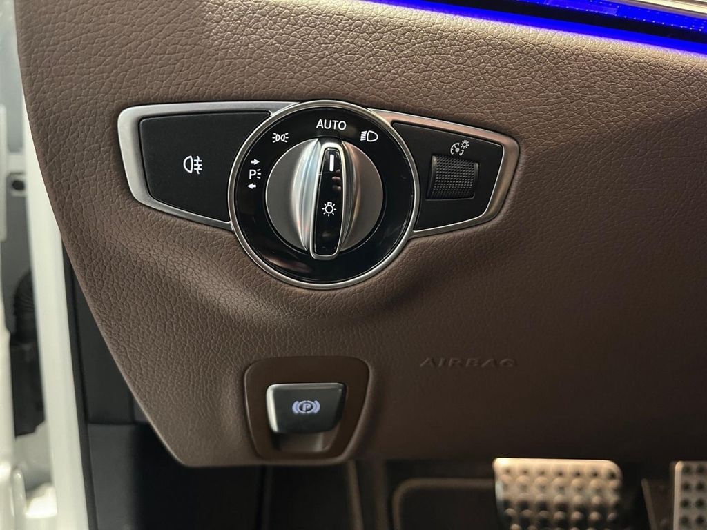 Mercedes-Benz E 220 2023