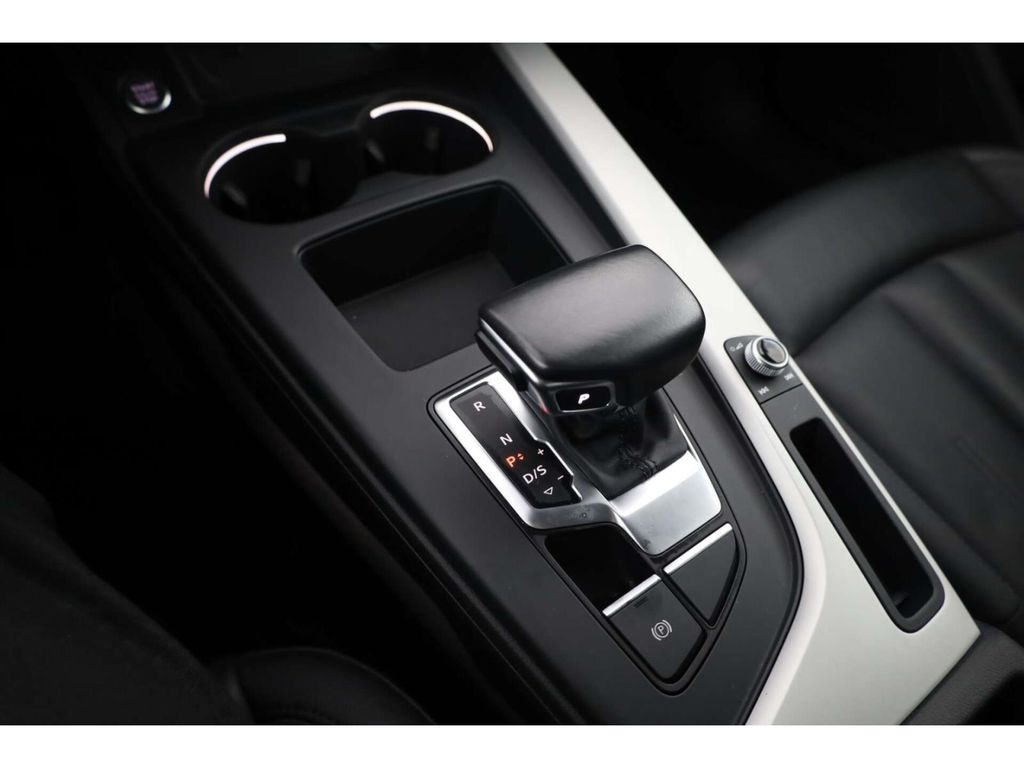 Audi A4 2021