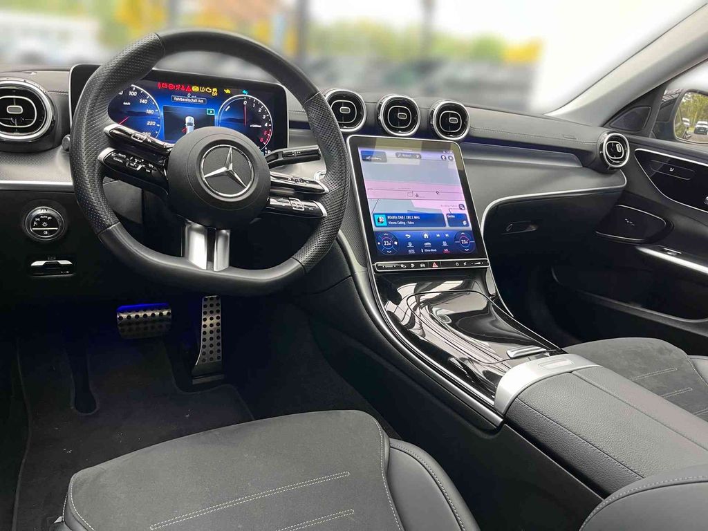 Mercedes-Benz C 300 2024