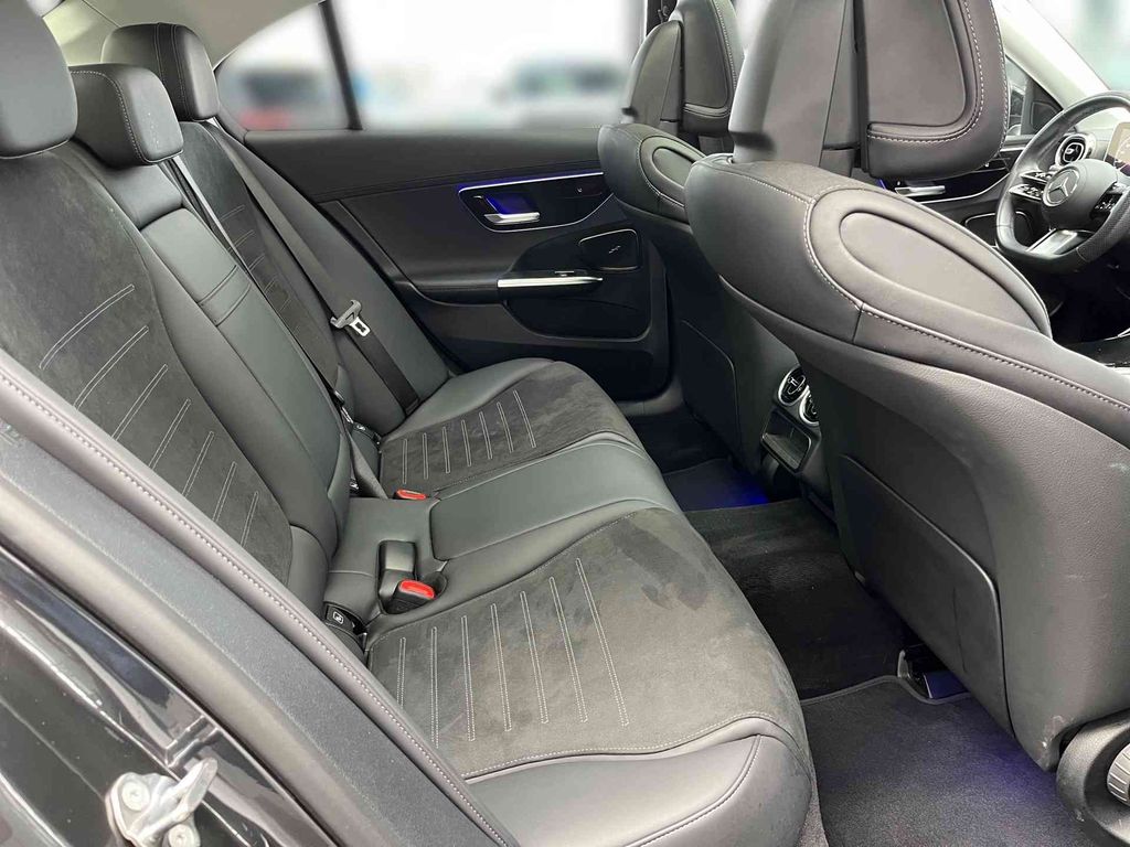 Mercedes-Benz C 300 2024