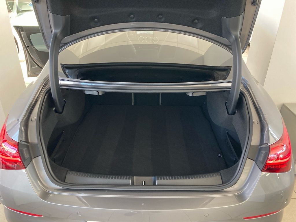 Mercedes-Benz CLA 200 2024