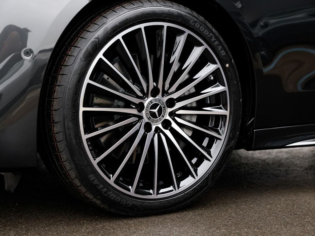Mercedes-Benz C 220 2025