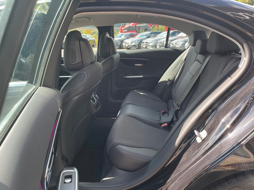 Mercedes-Benz C 200 2024