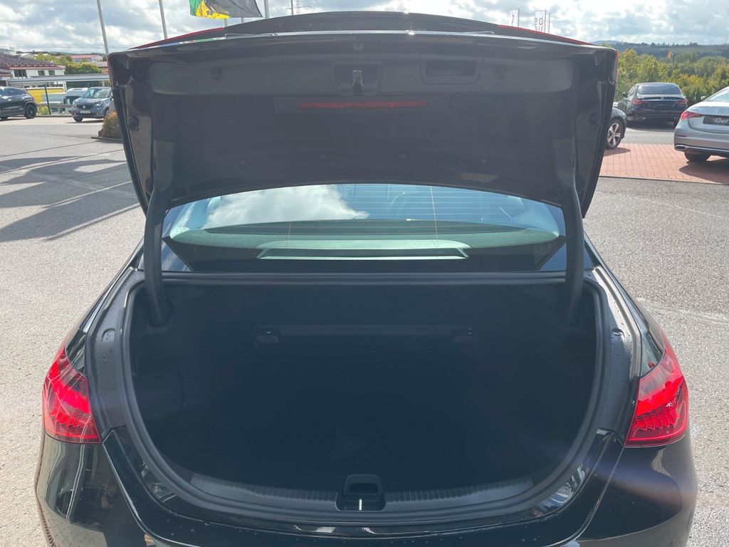Mercedes-Benz C 200 2024