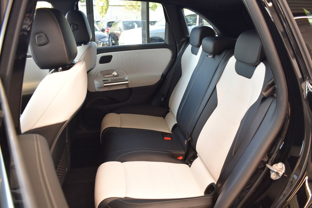 Mercedes-Benz B 200 2020