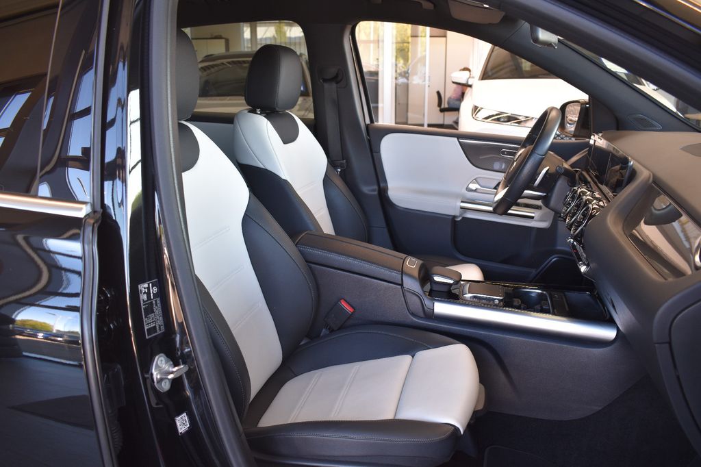 Mercedes-Benz B 200 2020