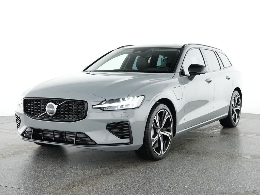 Volvo V60 2025