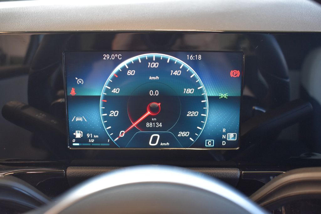 Mercedes-Benz B 200 2020