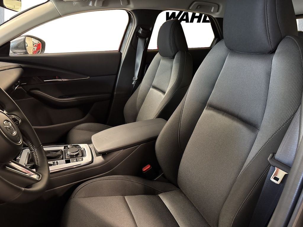 Mazda CX-30 2025