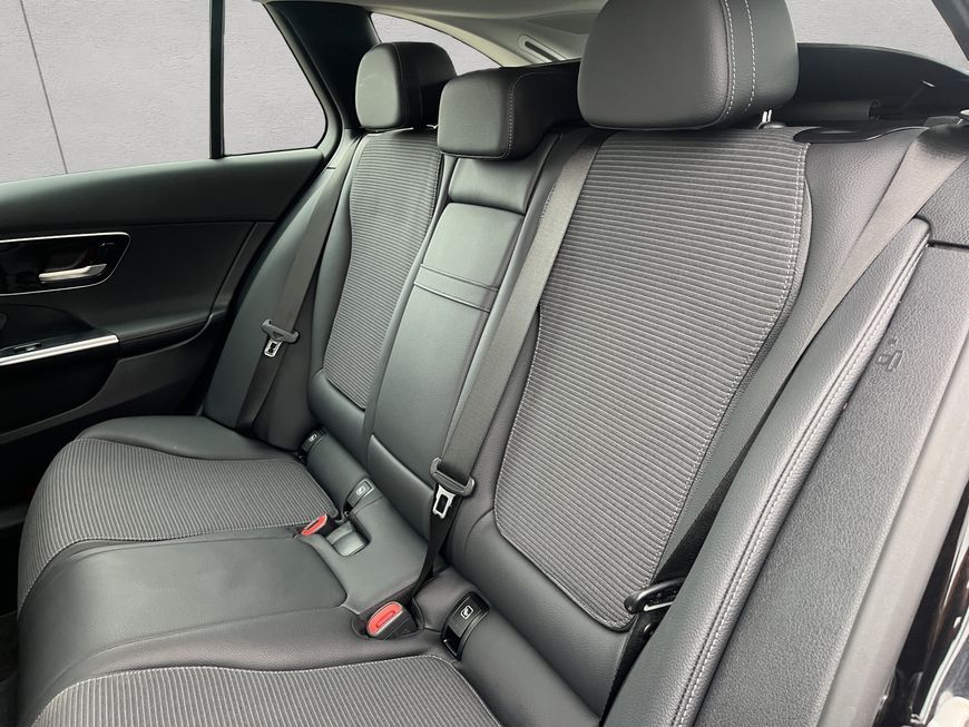 Mercedes-Benz C 200 2024