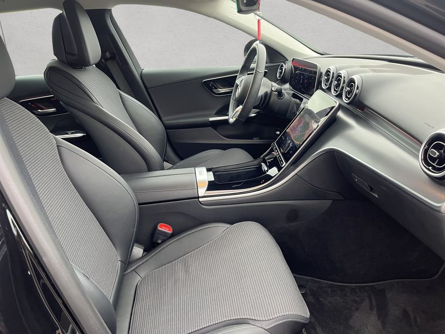 Mercedes-Benz C 200 2024