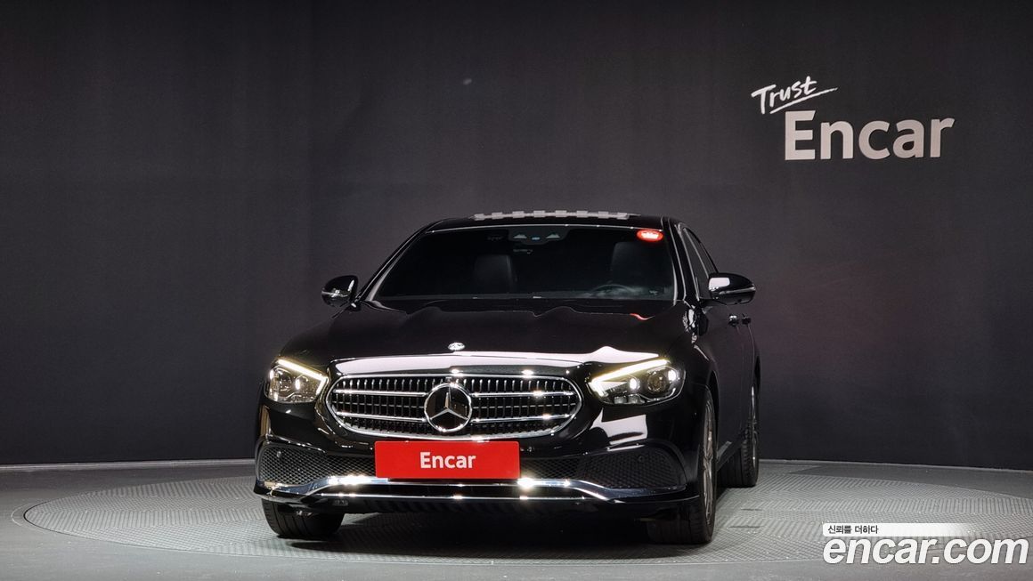 Mercedes-Benz E-Class 2021