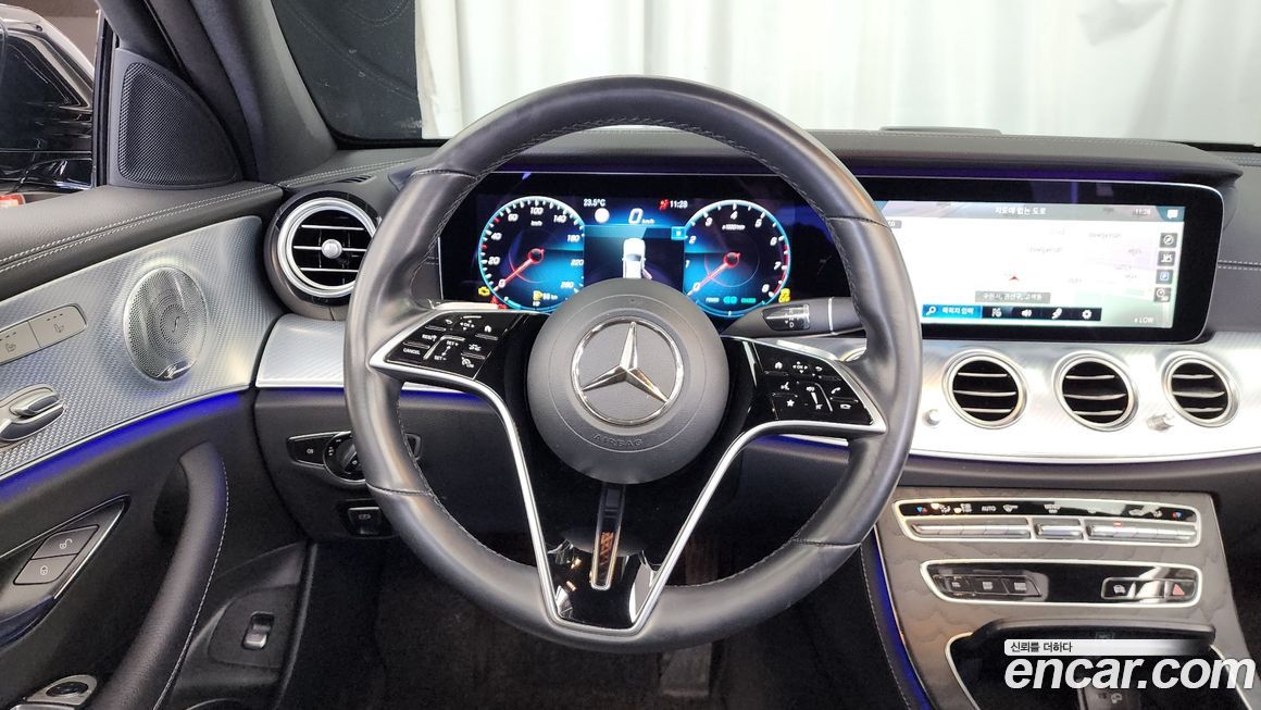 Mercedes-Benz E-Class 2021