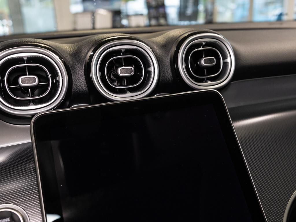 Mercedes-Benz GLC 300 2024