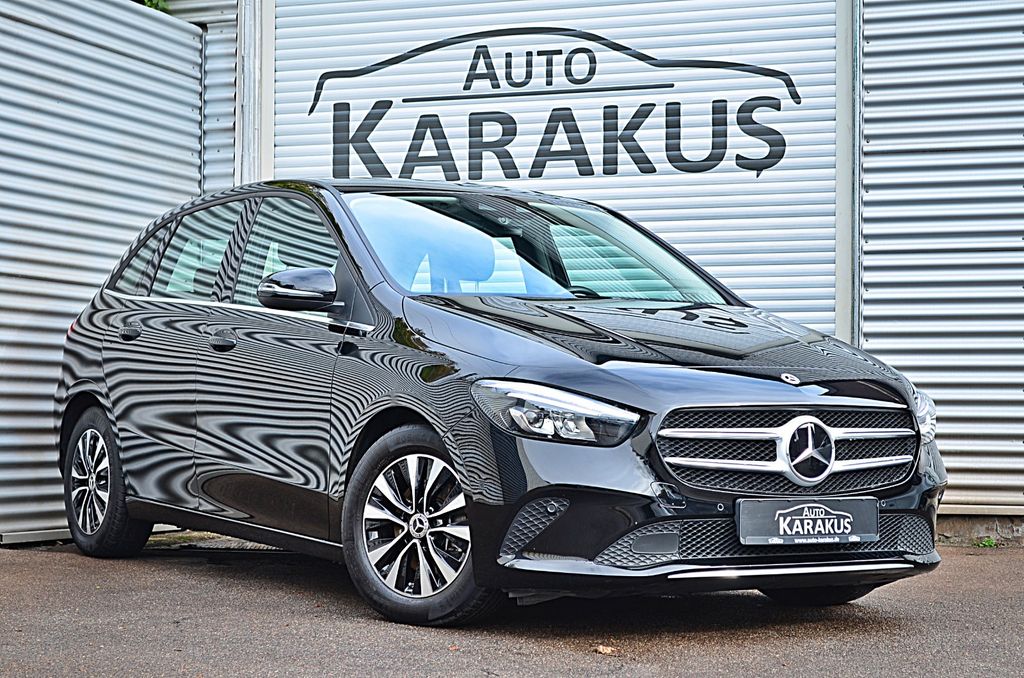 Mercedes-Benz B 200 2022