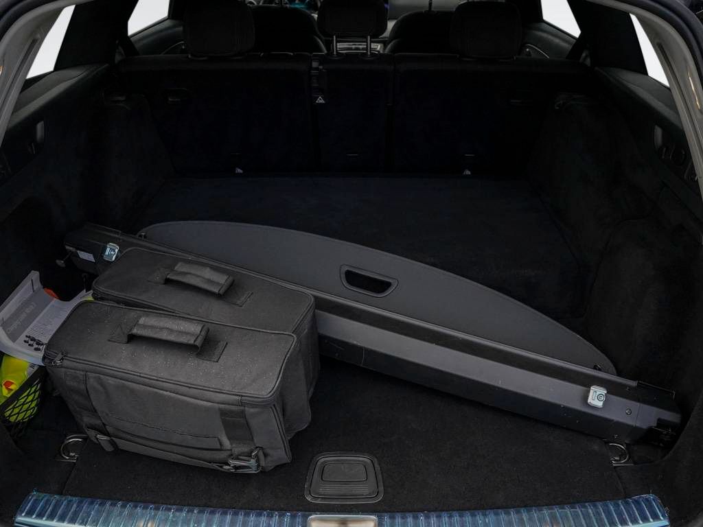 Mercedes-Benz E 300 2022