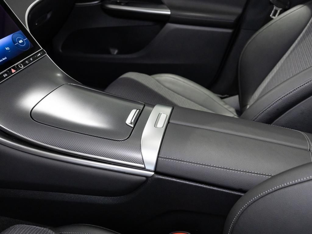 Mercedes-Benz GLC 300 2024