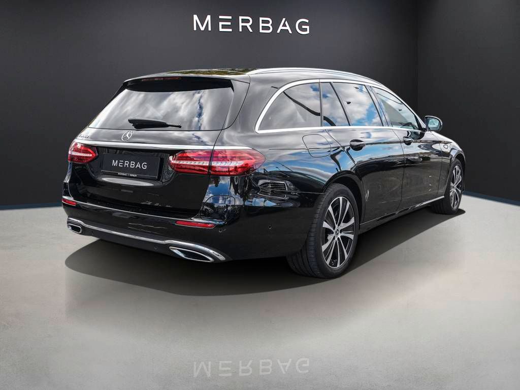 Mercedes-Benz E 300 2022