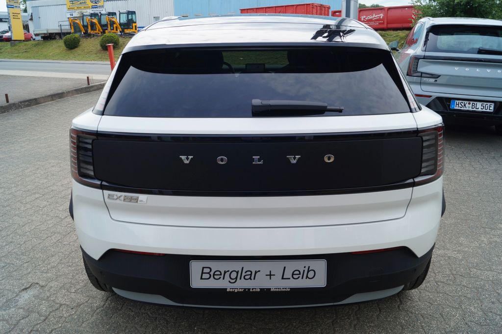 Volvo EX30 2025