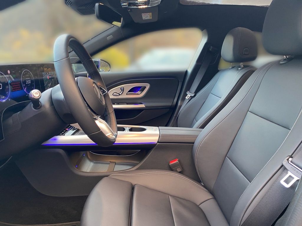 Mercedes-Benz CLA 250 2025