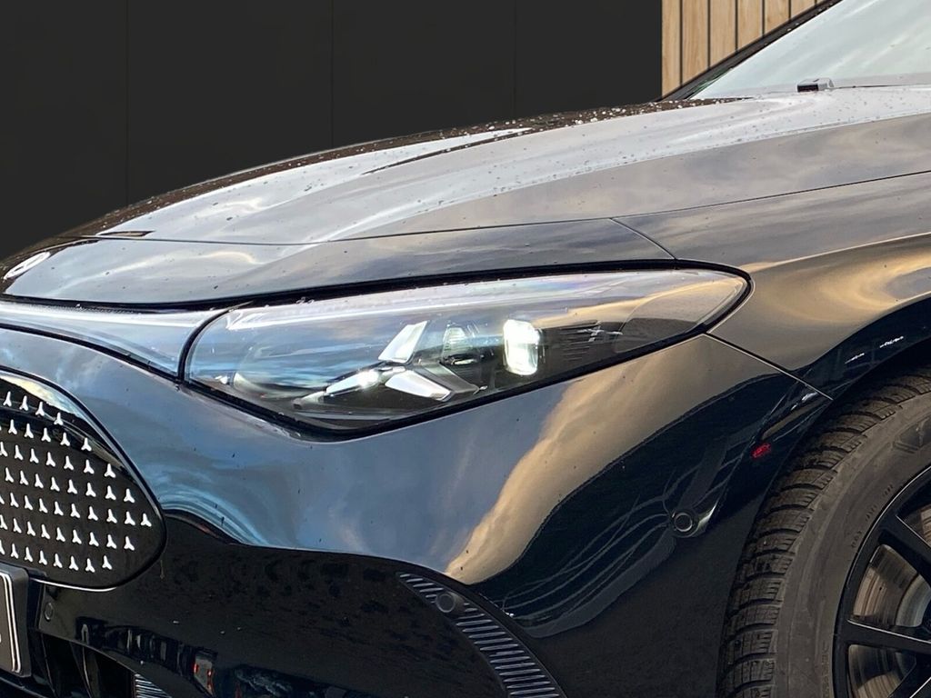 Mercedes-Benz CLA 250 2025