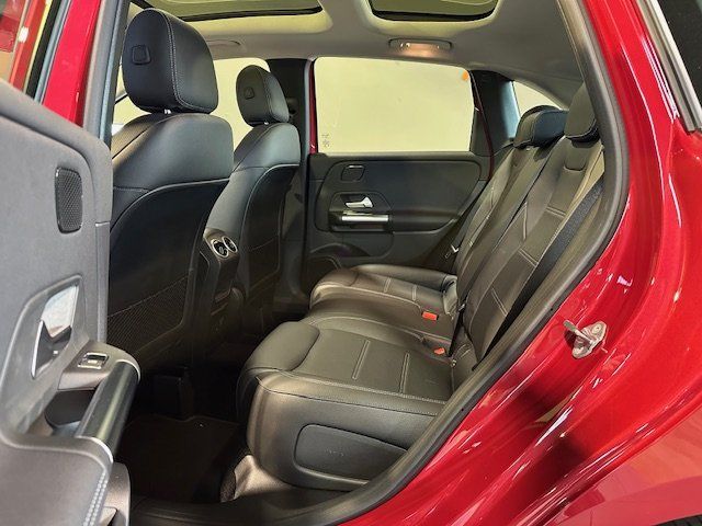 Mercedes-Benz B 250 2022