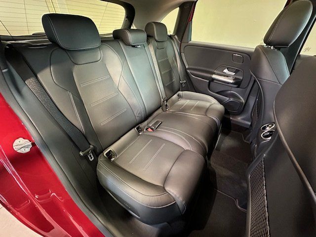 Mercedes-Benz B 250 2022