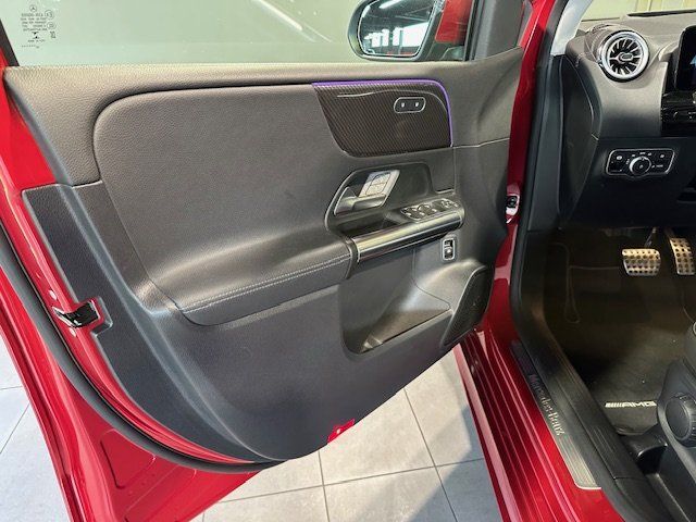 Mercedes-Benz B 250 2022