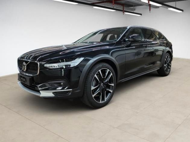 Volvo V90 Cross Country 2023