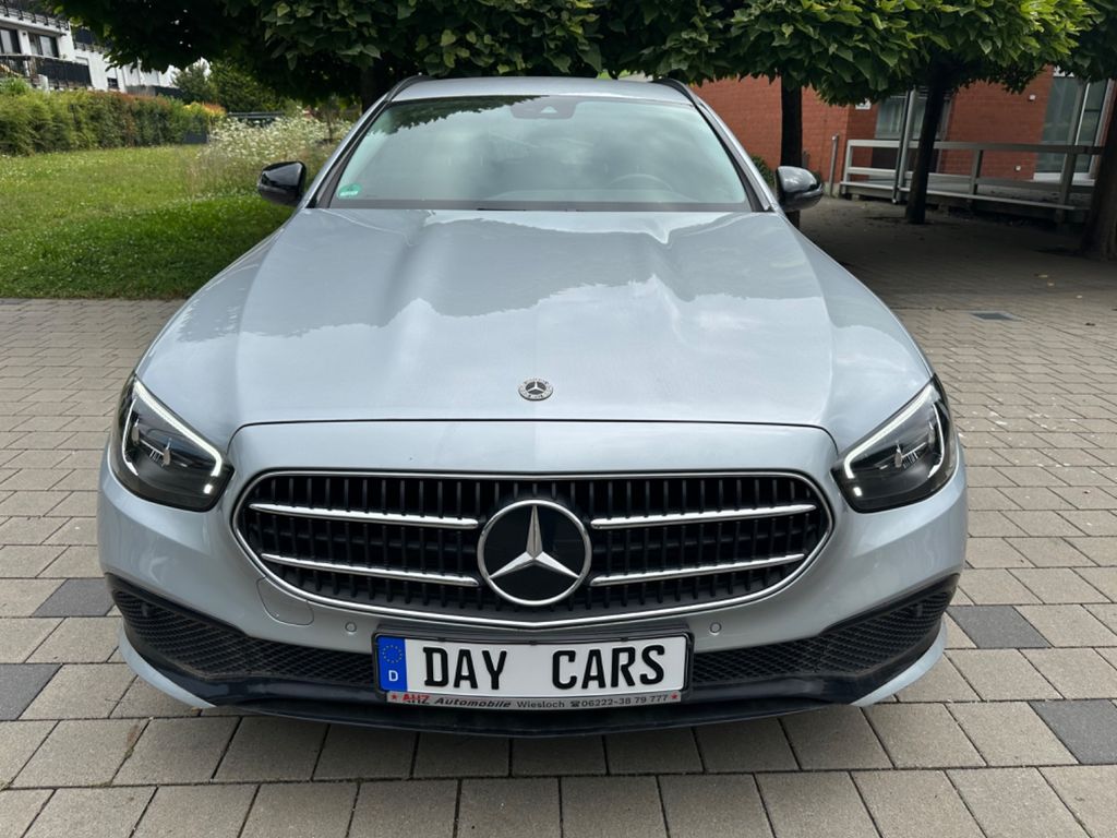 Mercedes-Benz E 300 2022