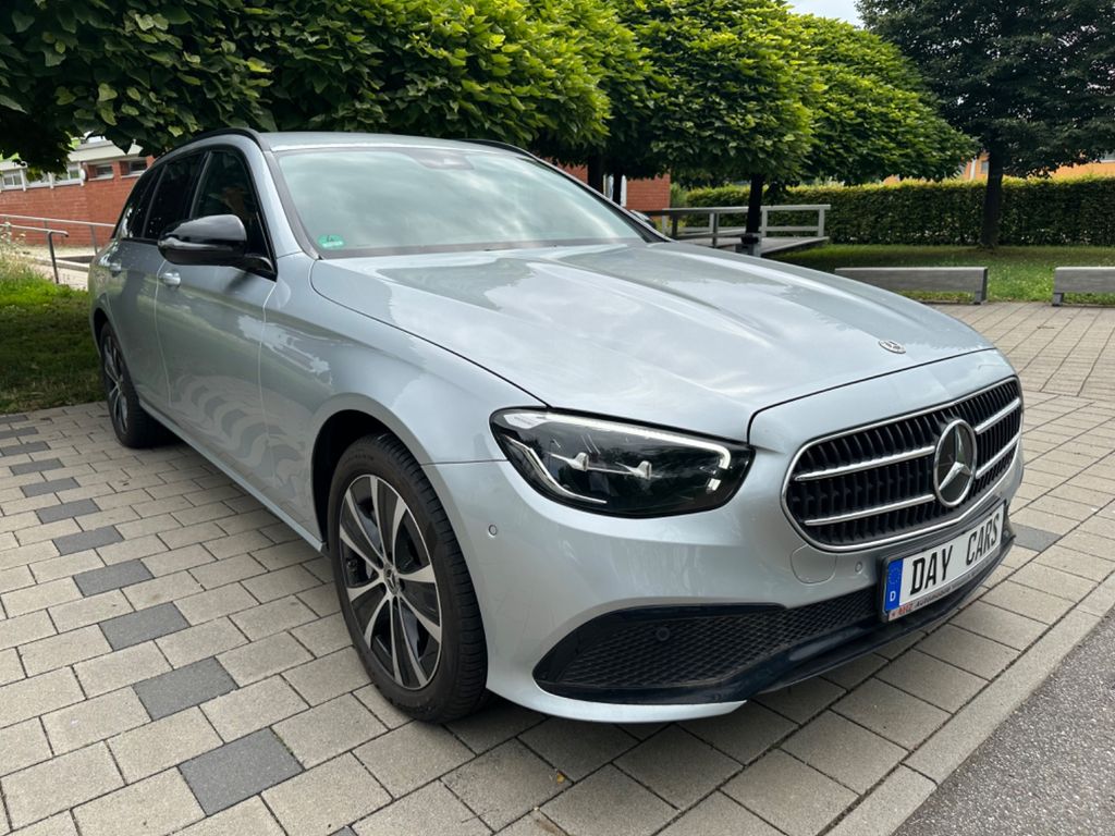 Mercedes-Benz E 300 2022
