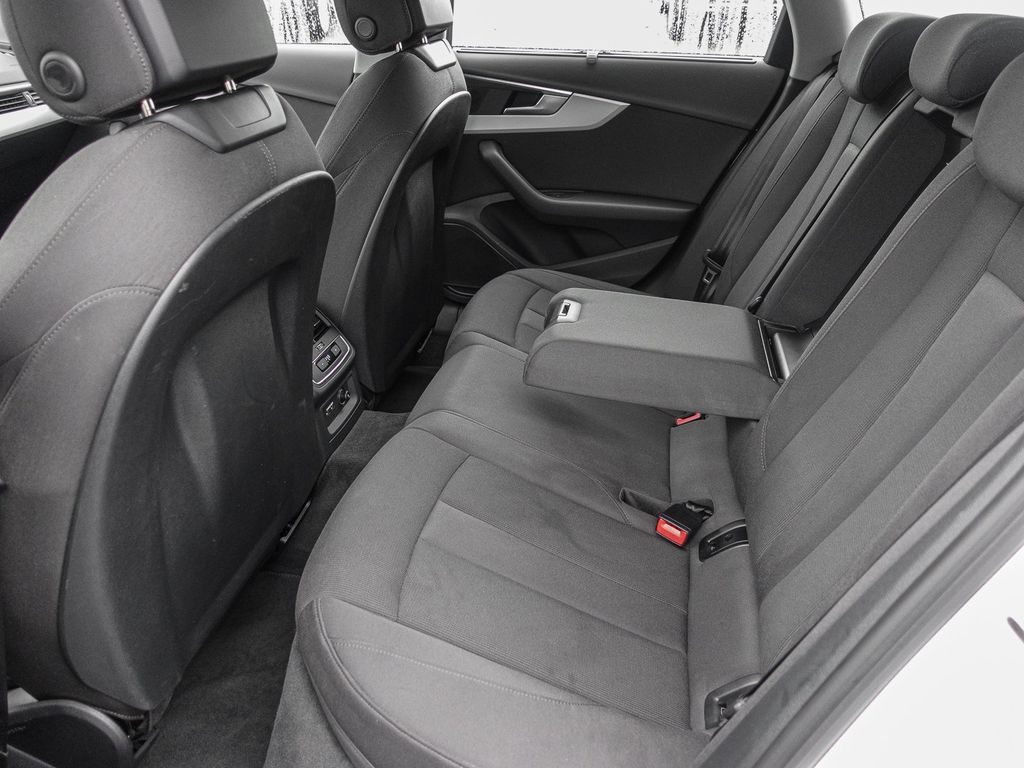 Audi A4 2022