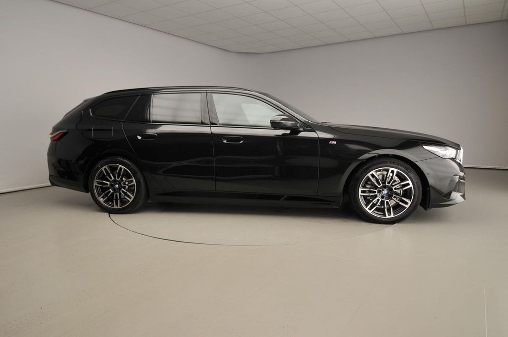 BMW 530 2025