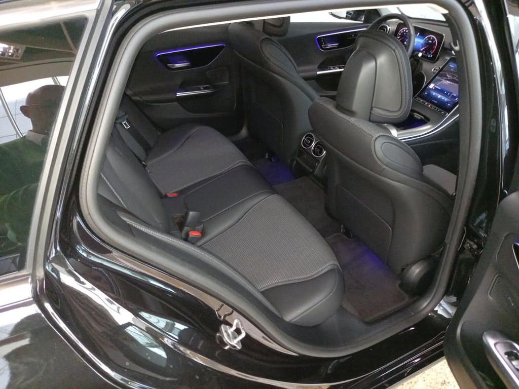 Mercedes-Benz C 200 2024