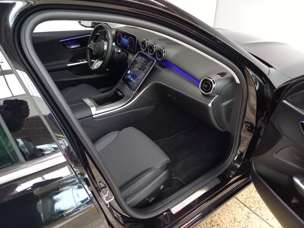 Mercedes-Benz C 200 2024