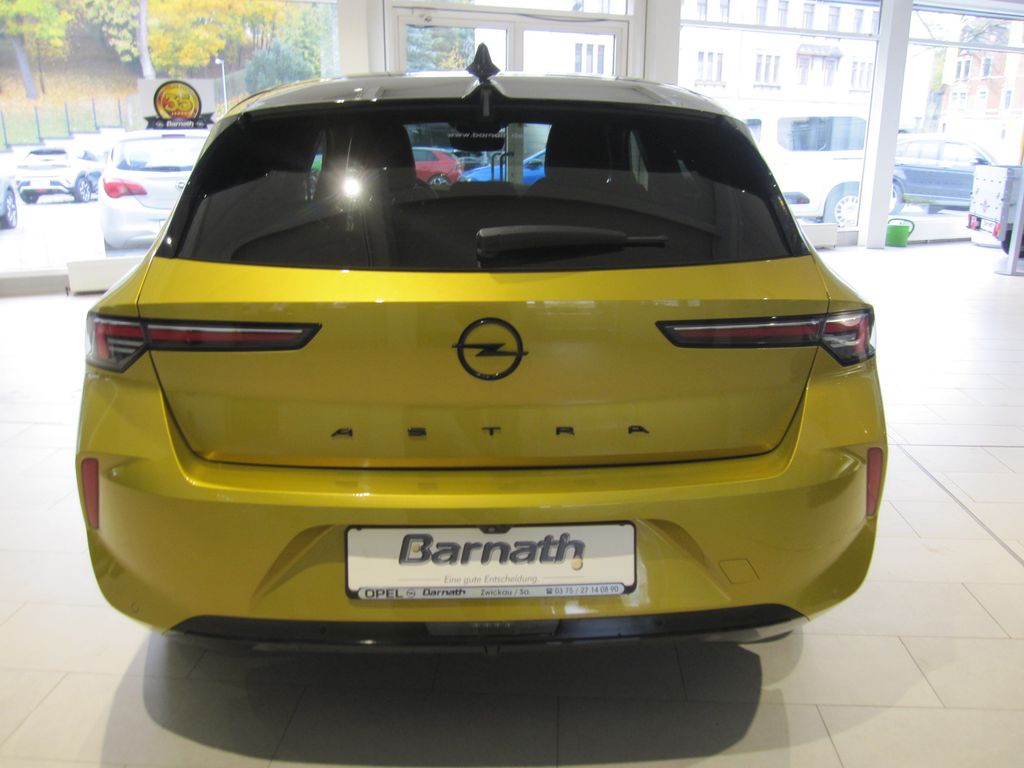 Opel Astra 2022