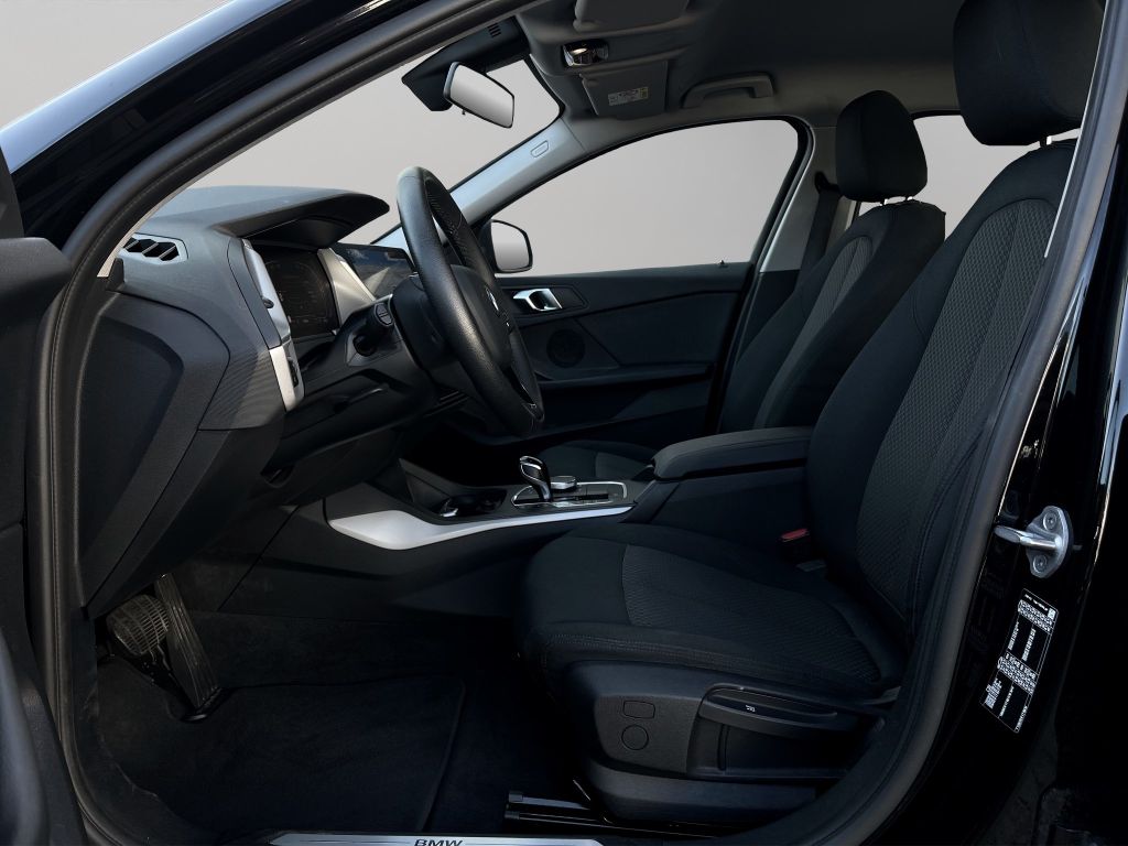 BMW 118 2022