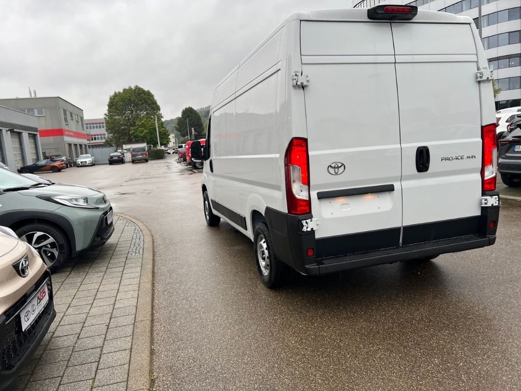 Toyota Proace Max 2025