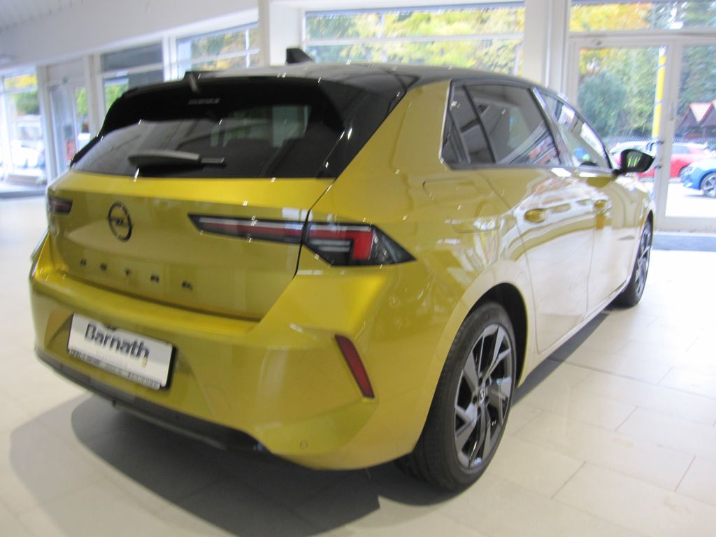 Opel Astra 2022