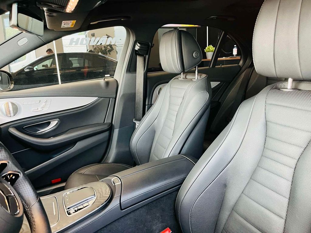 Mercedes-Benz E 400 2023