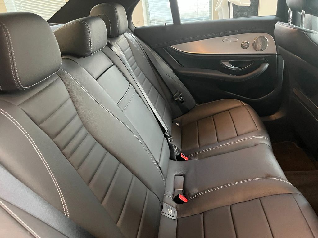 Mercedes-Benz E 400 2023