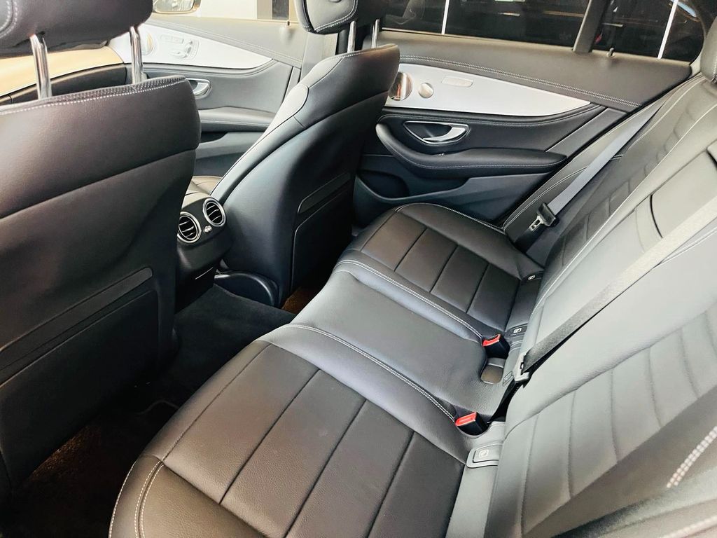 Mercedes-Benz E 400 2023